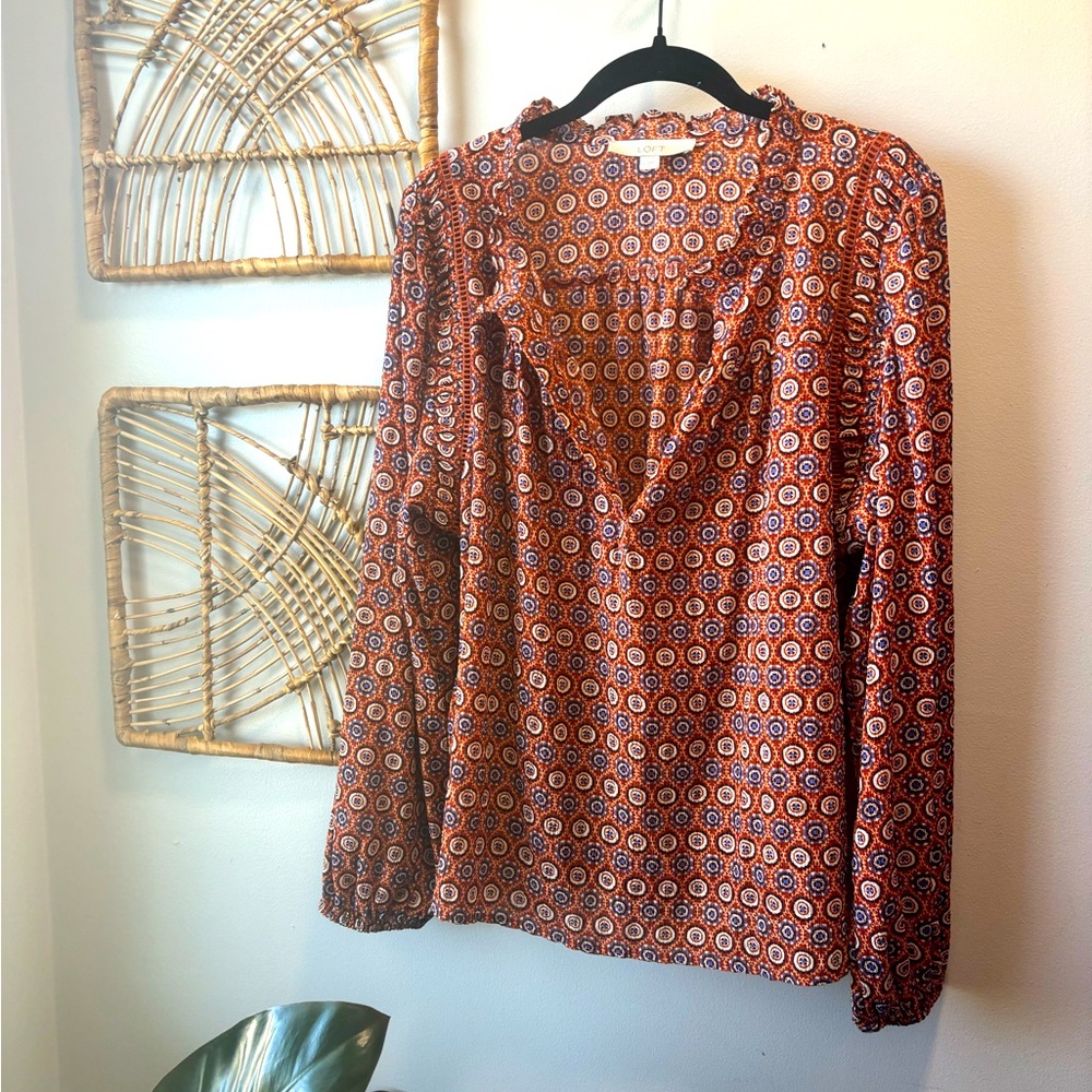 LOFT | Medallion Cutout Ruffle Neck Blouse | Size XL